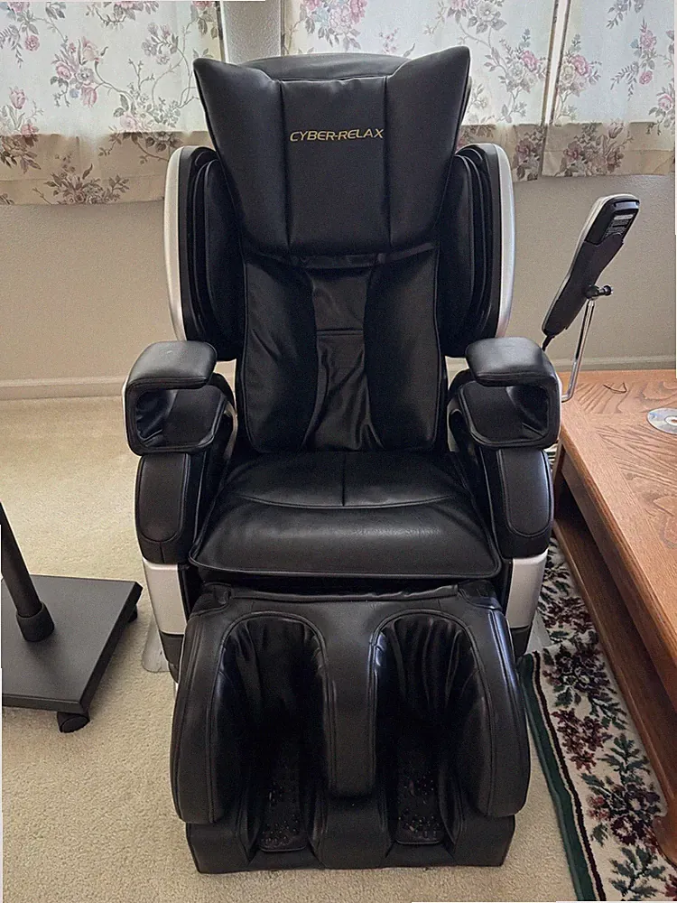Fujiiryoki CYBER-RELAX SKS-1850 Massage Chair Made In Japan $̶2̶5̶0̶0̶